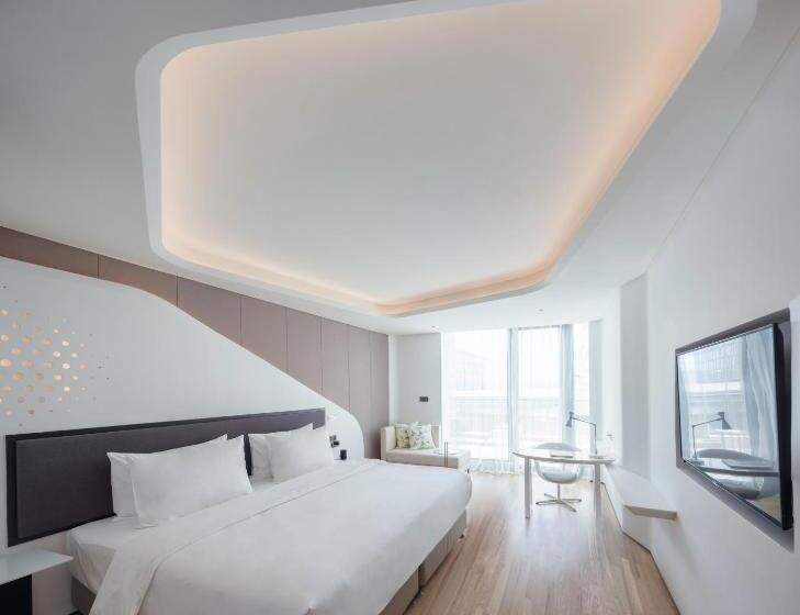 バルコニー付きデラックスルーム, Flyzoo Hotel Alibaba Future