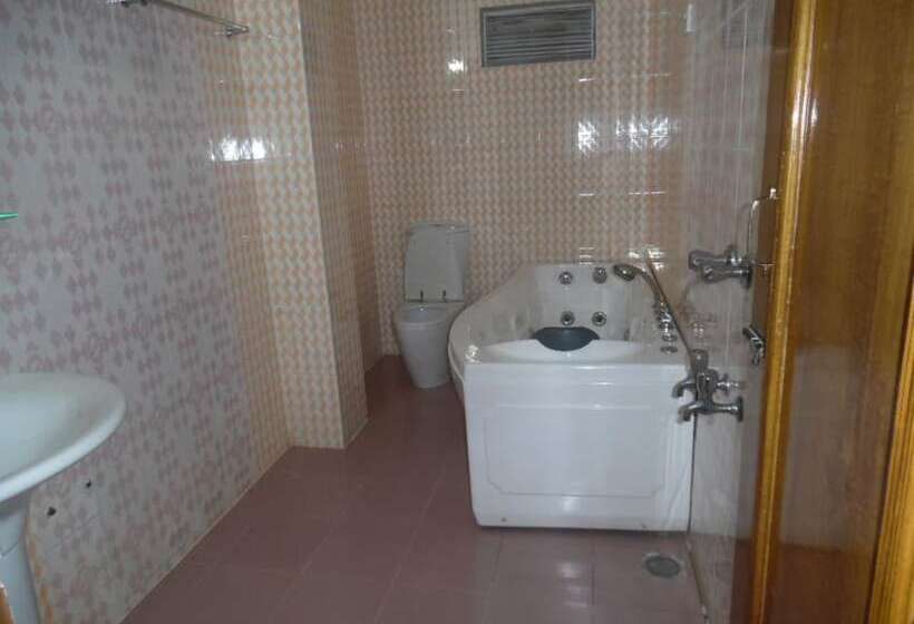 سوییت خانوادگی, Excelsior Sylhet Hotel & Resort