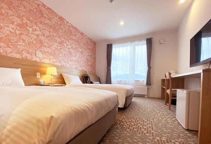 غرفة قياسية, Hanafuji Inn