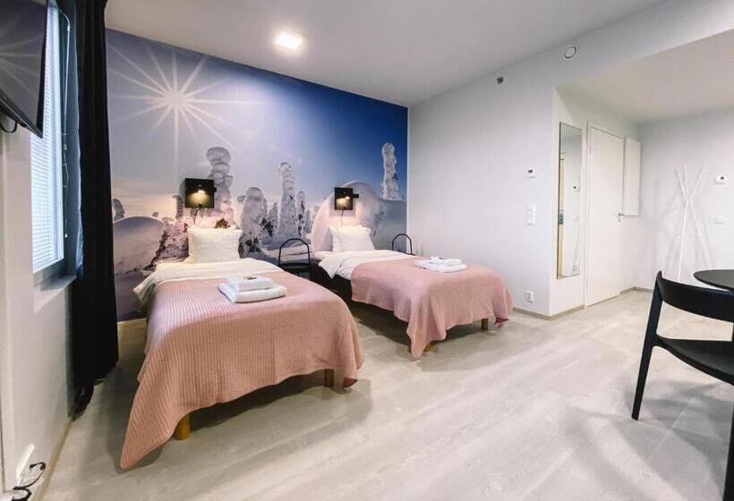 标准间, Li Kuohu Kangasala