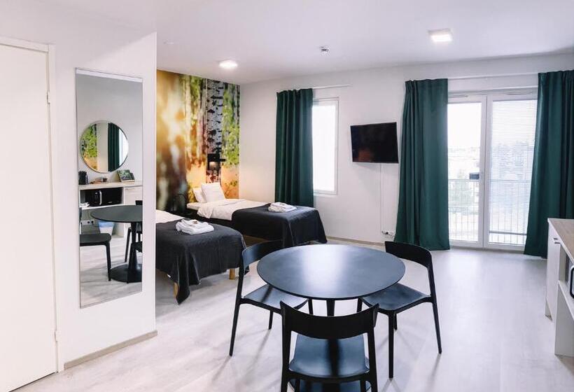 标准间, Li Kuohu Kangasala