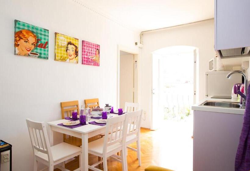 اتاق استاندارد با سرویس بهداشتی مشترک, Guest House Gugily