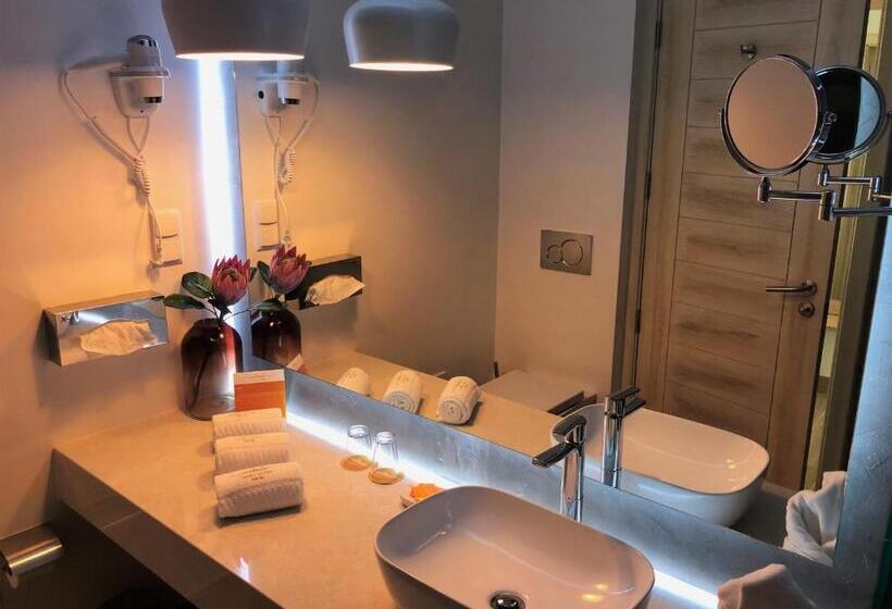 חדר סטנדרט לשלושה, Authentic Tavira