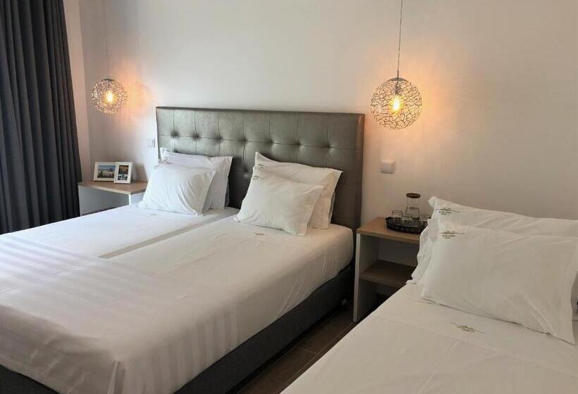 חדר סטנדרט לשלושה, Authentic Tavira