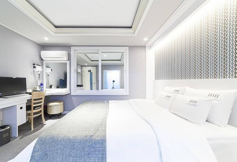 חדר דלוקס, Business Hotel Duu