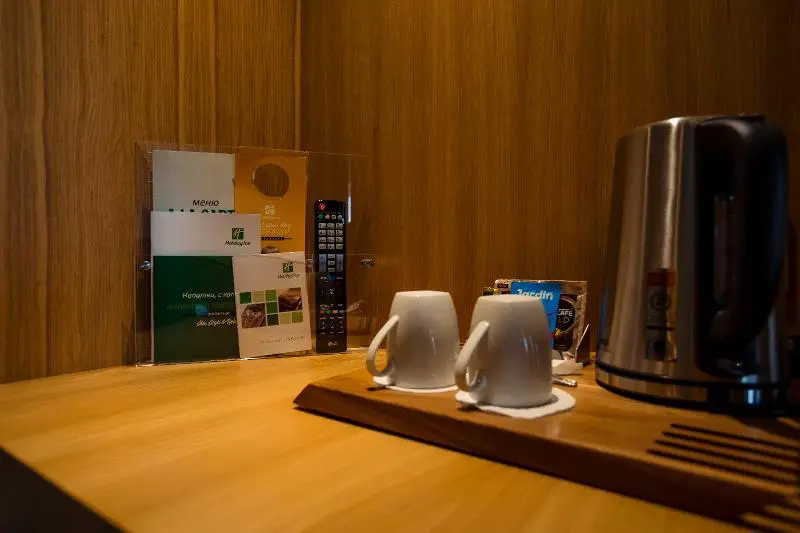 سوئیت با تخت بزرگ, Holiday Inn Aktau Seaside, An Ihg