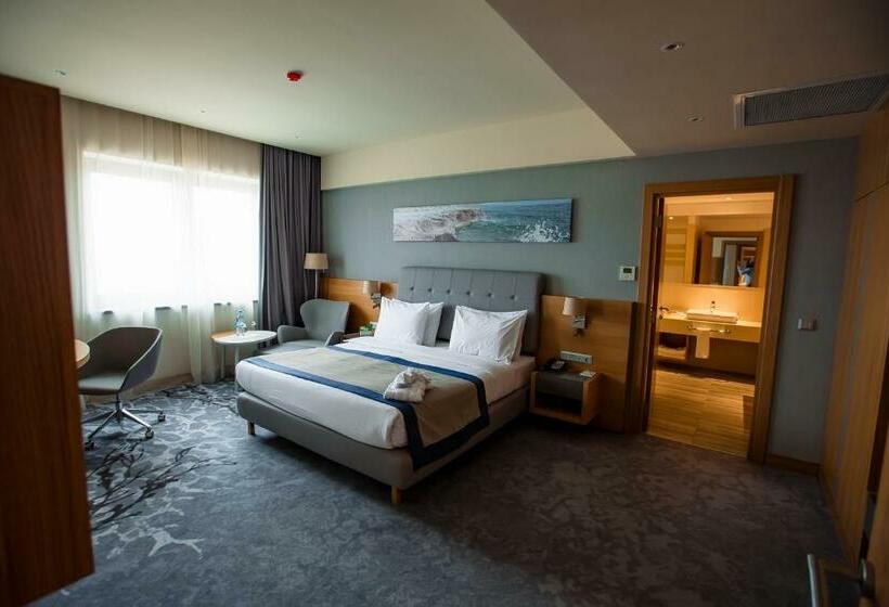 جناح سرير كينج, Holiday Inn   Aktau   Seaside, An Ihg