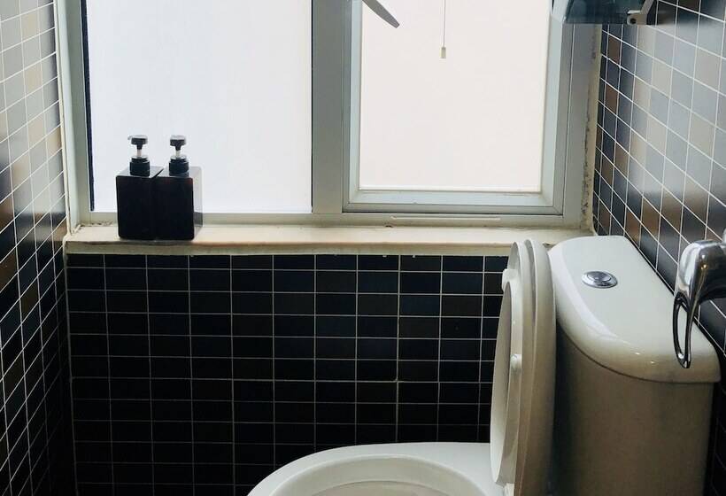 اتاق استاندارد, Chungkiu Come Inn