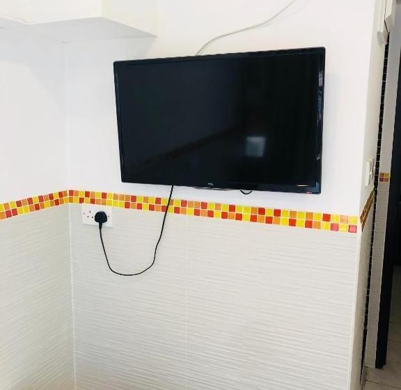 اتاق استاندارد, Chungkiu Come Inn