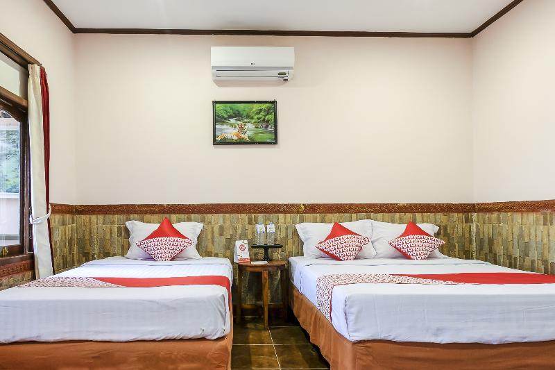 سوییت سوپریور, James Bungalow