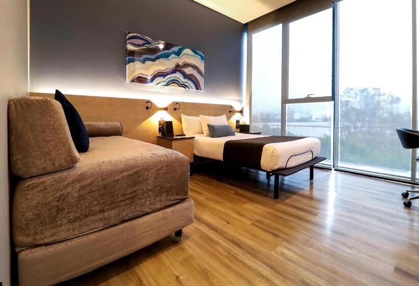 غرفة قياسية لذوى الاحتياجات الخاصة, Quartz Hotel & Spa