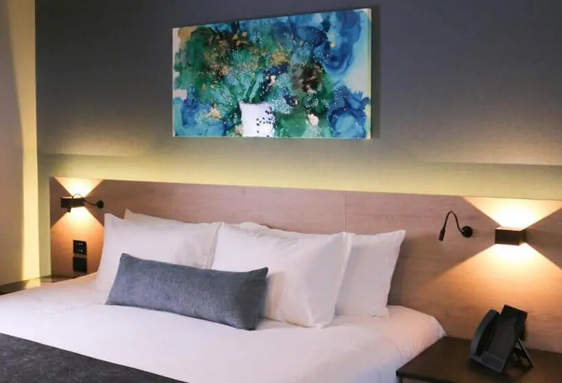 سوییت جونیور, Quartz Hotel & Spa