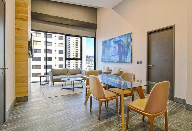 جناح جونيور, Quartz Hotel & Spa