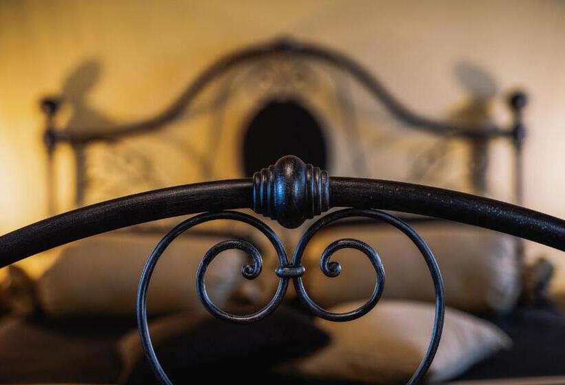Люкс с Балконом, B&b Anthea