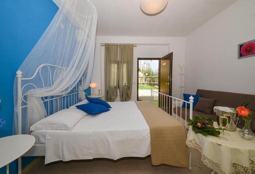 اتاق استاندارد سه نفره, B&b Villa Pacifica