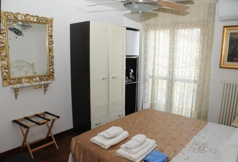 Standard room with outdoor bath, La Casa Di Luna