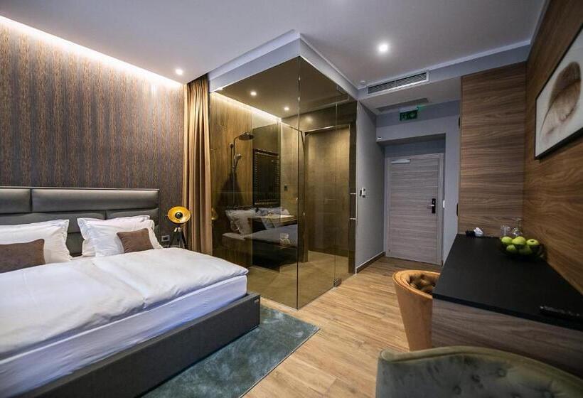 اتاق لوکس, Teatro Suite & Rooms