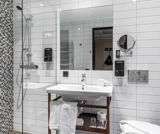 חדר סטנדרט, Clarion Collection Hotel Slottsparken