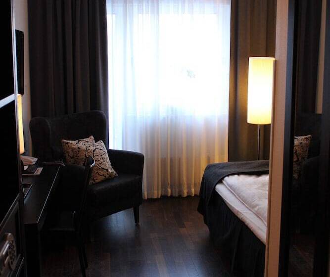 Номер Стандарт Индивидуальный, Comfort Hotel Sundsvall