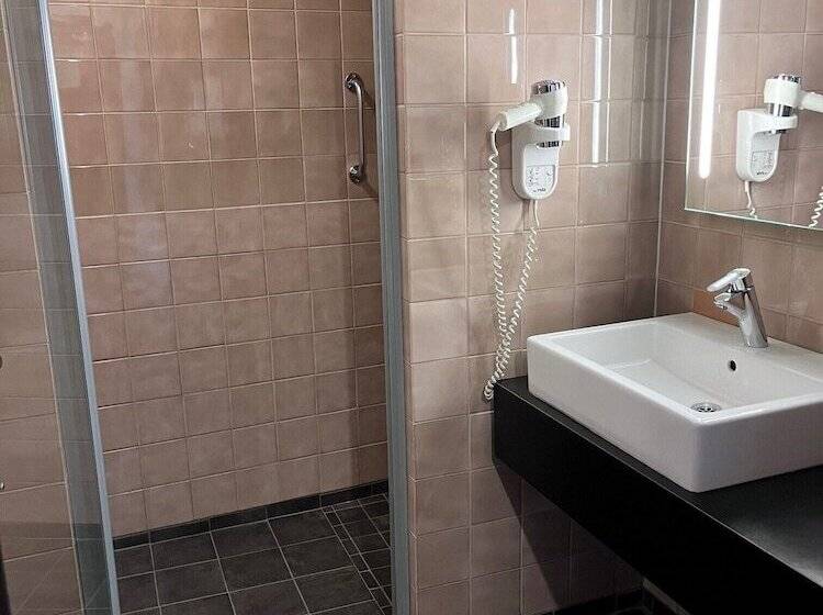 Семейный Номер, Comfort Hotel Sundsvall