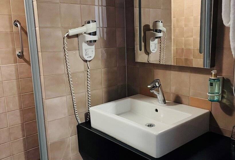 Семейный Номер, Comfort Hotel Sundsvall
