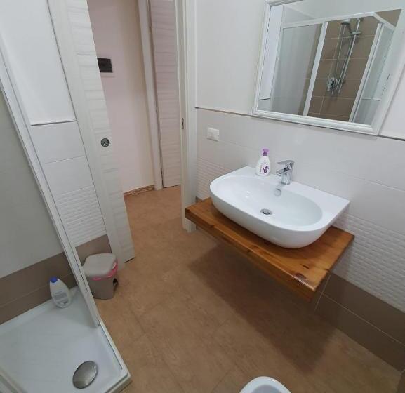 带花园景观的标准三人间, A Casa Di Coso B&b