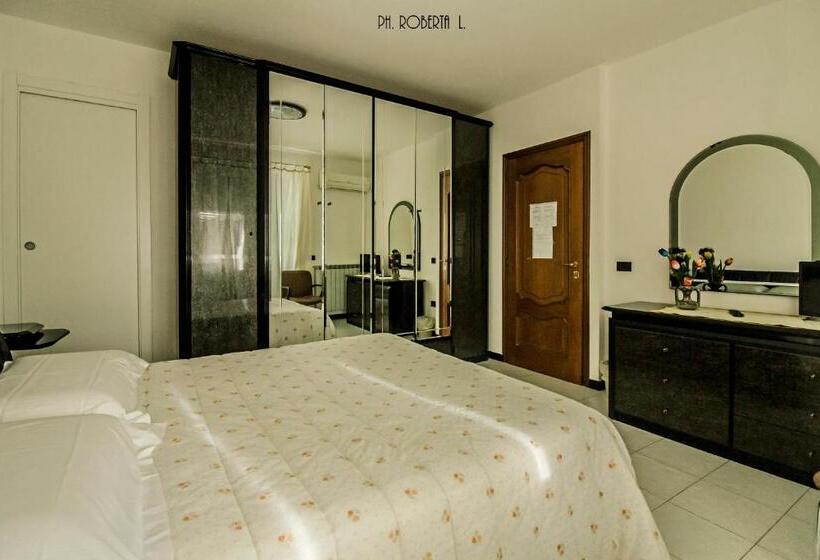 带阳台的豪华间, Profumo Di Mare