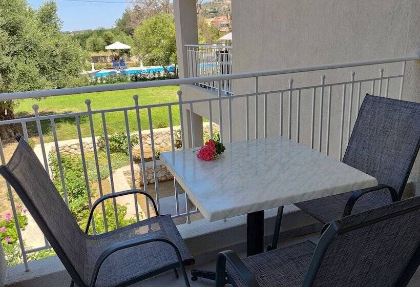 Апартаменты 1 Спальня, Casa De Rosa Apartments & Studios