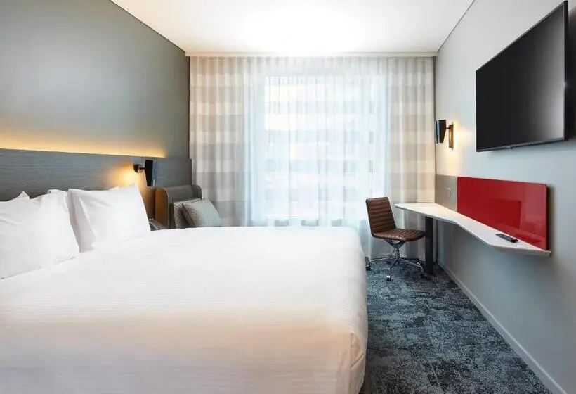 キングサイズベッドのデラックスルーム, Holiday Inn Express Melbourne Southbank, An Ihg