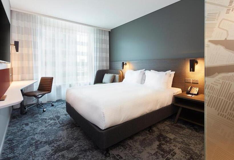 غرفة قياسية سرير ملكى, Holiday Inn Express Melbourne Southbank, An Ihg