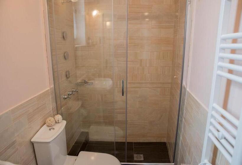 סוויטה, Kyria Boutique House