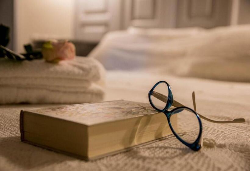 סוויטה דלוקס, Kyria Boutique House