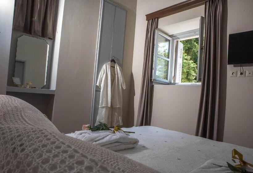 סוויטה דלוקס, Kyria Boutique House