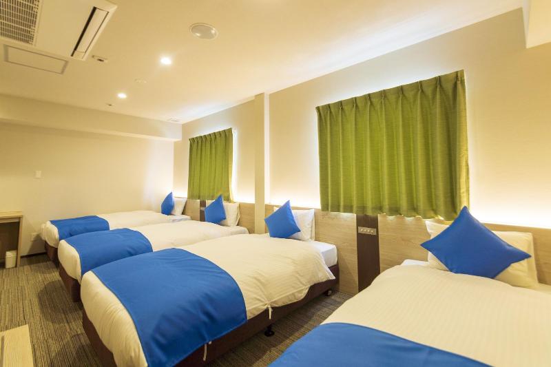 חדר סטנדרט לארבעה, Lantana Naha Kokusai Dori