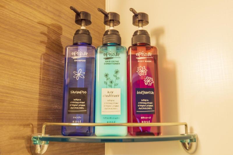 חדר אקונומי, Lantana Naha Kokusai Dori