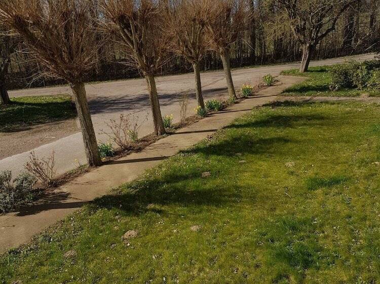 Номер Стандарт, Haus überland