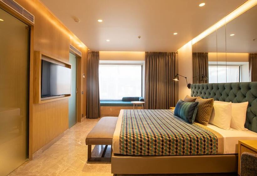 이그제큐티브 스위트, Lemon Tree Hotel Viman Nagar Pune