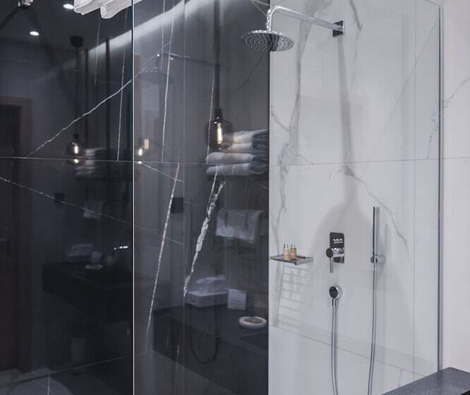 수피리어 룸, Pod Zidom Rooms