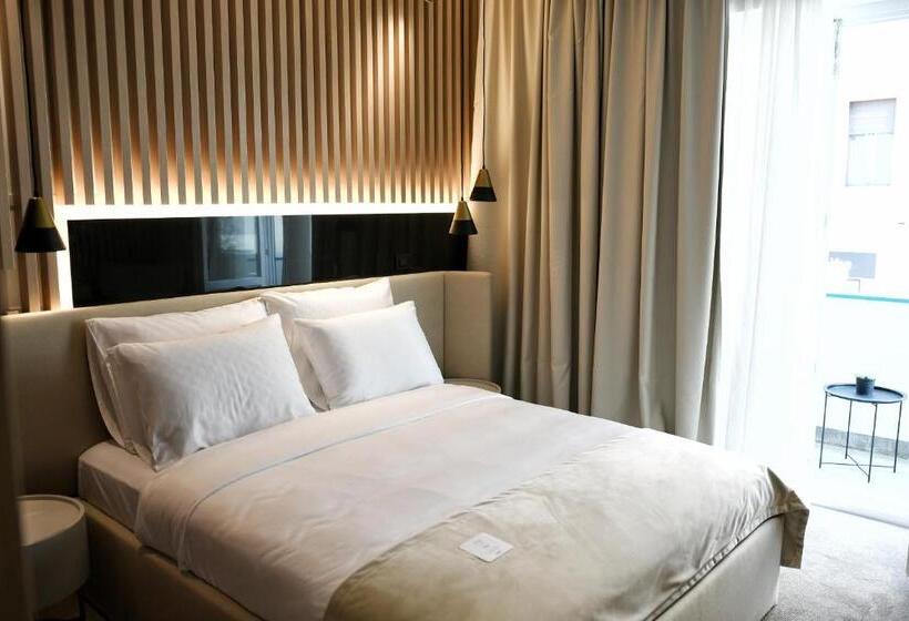 발코니 디럭스 룸, Pod Zidom Rooms