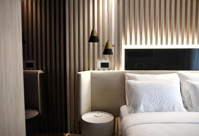 발코니 디럭스 룸, Pod Zidom Rooms