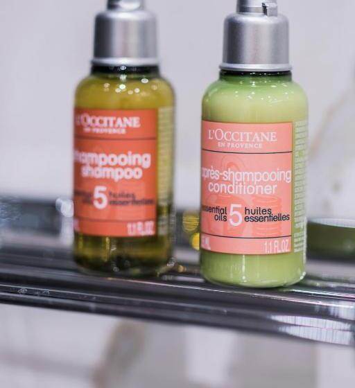 스탠다드 룸 킹사이즈 침대, Pod Zidom Rooms