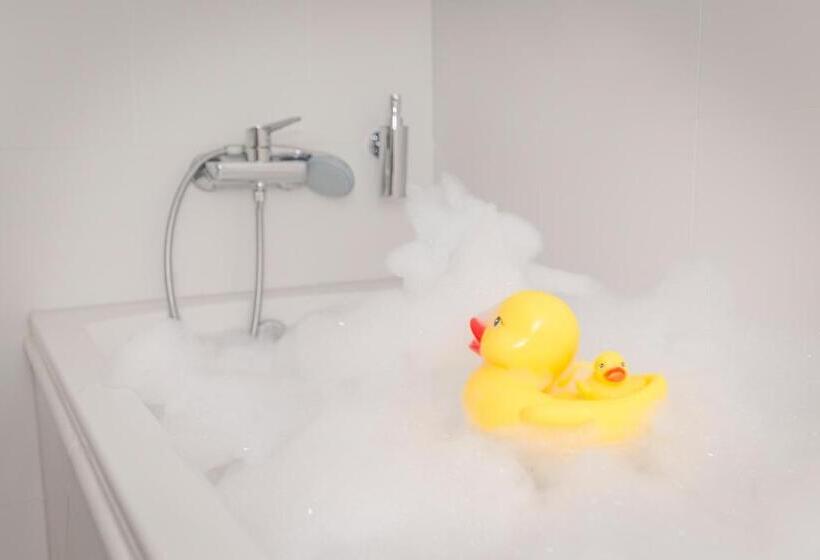 Standardrum, Kolorowe Pola Boutique B&b