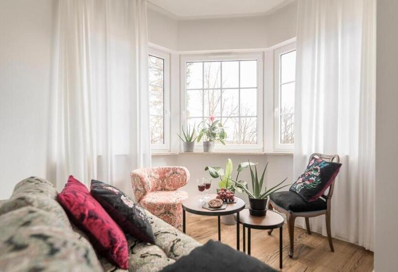 Deluxe Trippelrum, Kolorowe Pola Boutique B&b