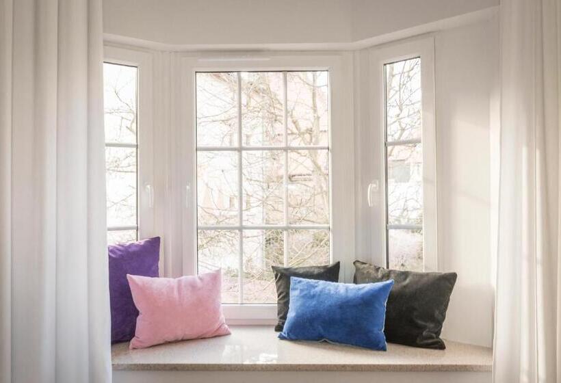 1 Sovrums Lägenhet, Kolorowe Pola Boutique B&b