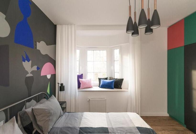 1 Sovrums Lägenhet, Kolorowe Pola Boutique B&b