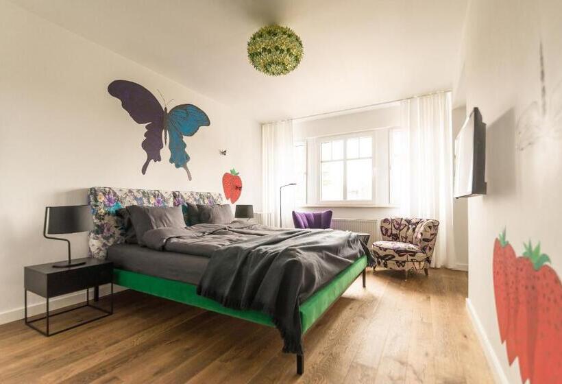 Standardrum Bergsutsikt, Kolorowe Pola Boutique B&b