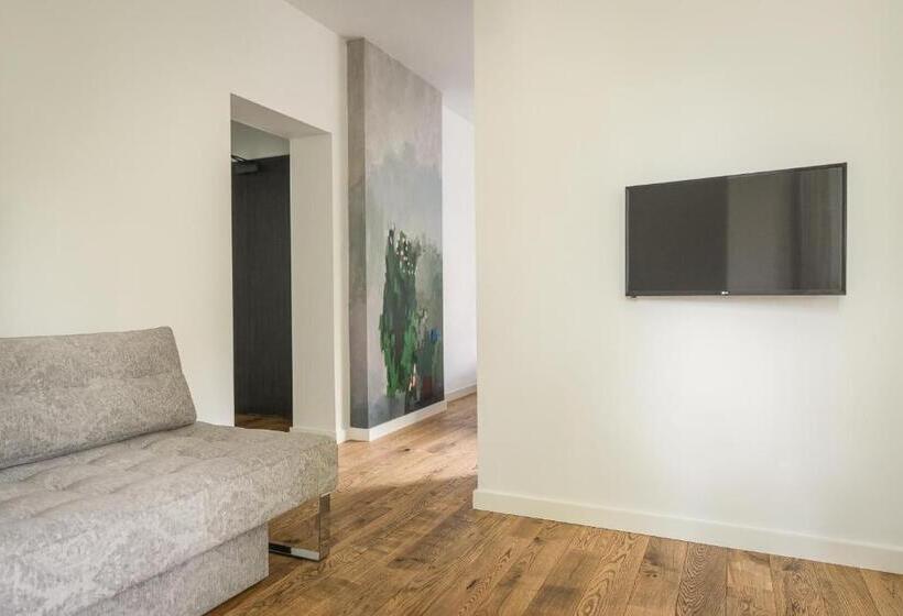 1 Sovrums Superior Lägenhet, Kolorowe Pola Boutique B&b