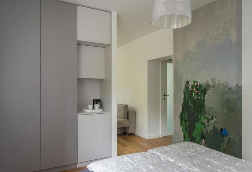 1 Sovrums Superior Lägenhet, Kolorowe Pola Boutique B&b