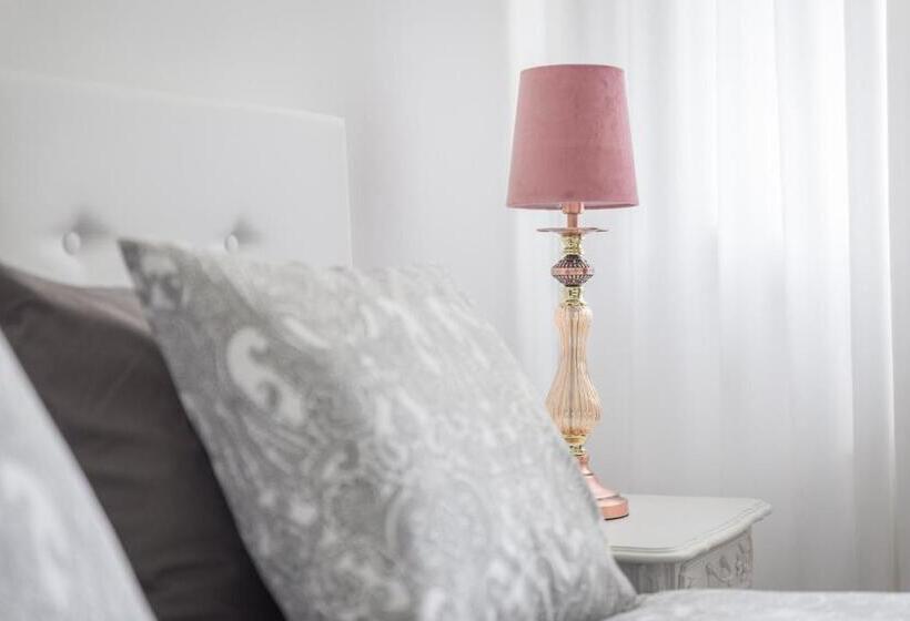 1 Sovrums Superior Lägenhet, Kolorowe Pola Boutique B&b