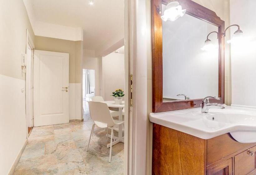 استودیوی سوپریور, Maison Giulivia A San Pietro